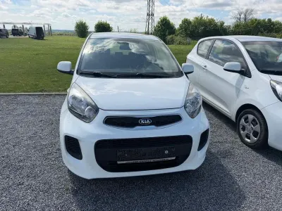 Używany Kia Picanto Edition 7 67 KM (49 kW) 2015 Biały Hatchback