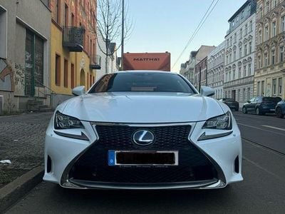 Gebraucht Lexus RC300h Sport Line 223 PS (164 kW) 2016 Weiß Coupé