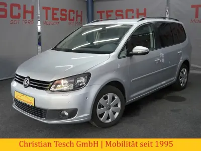 Gebraucht VW Touran Comfortline 105 PS (77 kW) 2015 Silber Van / Kleinbus