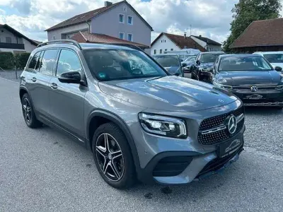 Gebraucht Mercedes GLB250 AMG line 224 PS (164 kW) 2022 Grau SUV