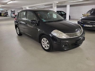 Schwarz Gebraucht 2008 Nissan Tiida Acenta Limousine | 2.500 € (Fairer Preis)