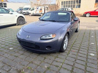 Begagnad Mazda MX5 Energy 126 HK (92 kW) 2006 Grå Cab