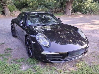 Porsche 911 Carrera