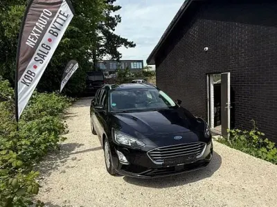 Gebraucht Ford Focus Titanium 120 PS (88 kW) 2020 Schwarz Limousine