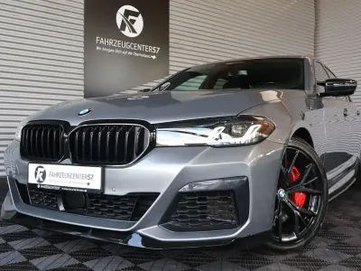 Gebraucht BMW M550 Performance 530 PS (389 kW) 2023 Grau Limousine