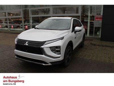 Weiß Gebraucht 2022 Mitsubishi Eclipse Cross Plus SUV | 21.950 € (Guter Preis)