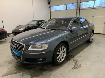 Gebraucht Audi A8 Advanced 334 PS (245 kW) 2005 Nordlichtblau perleffekt Limousine