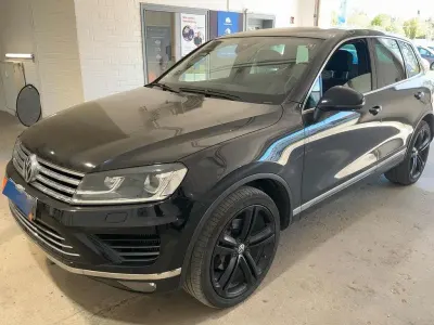Gebraucht VW Touareg Terrain Tech 262 PS (192 kW) 2015 Schwarz SUV