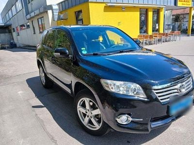 Second-hand Toyota RAV4 Executive 150 CP (110 kW) 2012 Negru SUV