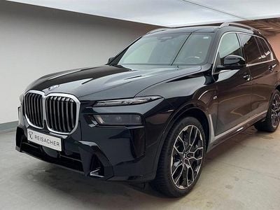 Nouă BMW X7 Comfort Edition 352 CP (258 kW) 2026 Negru SUV