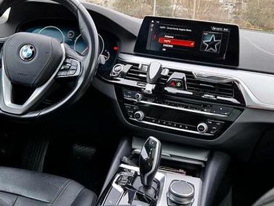 Grau Gebraucht 2019 BMW 520 Kombi | 25.800 € (Etwas zu teuer)