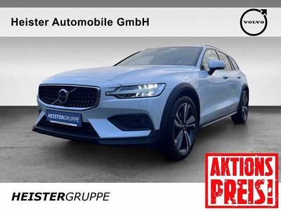 Gebraucht 2023 Volvo V60 CC Kombi | 41.490 € (Etwas zu teuer)