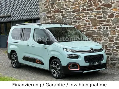 Gebraucht Citroën Berlingo XTR 131 PS (96 kW) 2019 Grün Van / Kleinbus