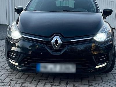 Gebraucht Renault Clio IV Intens 118 PS (86 kW) 2017 Schwarz Kleinwagen