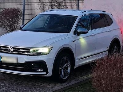 Usata VW Tiguan Allspace R-line 190 CV (139 kW) 2019 Bianco SUV