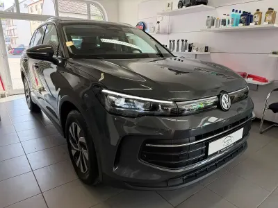 Neu VW Tiguan Life 150 PS (110 kW) 2026 Grau SUV