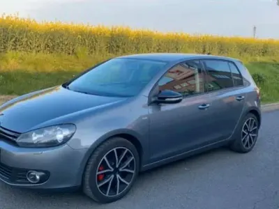 Gebraucht VW Golf VII 105 PS (77 kW) 2012 Grau Kleinwagen