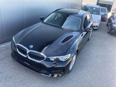Begagnad BMW 318 150 HK (110 kW) 2022 Svart Sedan