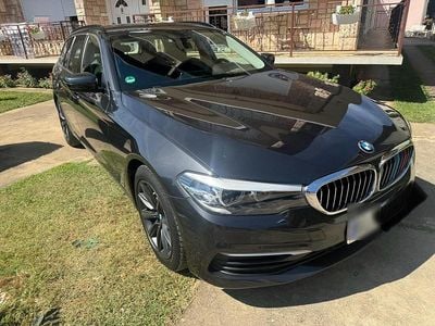 Gebraucht BMW 520 190 PS (139 kW) 2017 Grau Kombi