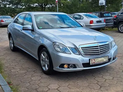 Gebraucht Mercedes E200 184 PS (135 kW) 2010 Silber Limousine