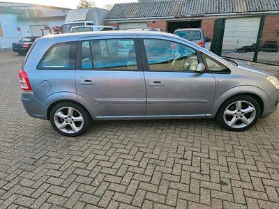 Second-hand Opel Zafira 116 CP (85 kW) 2009 Andere farben Monovolum