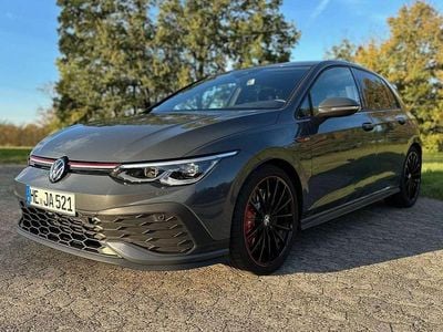 Delfingrau metallic Gebraucht 2023 VW Golf VIII GTI Clubsport Kleinwagen | 30.500 € (Superpreis)