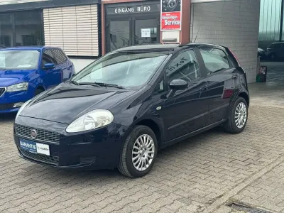 Gebraucht Fiat Grande Punto Dynamic 77 PS (56 kW) 2009 Blau Kleinwagen