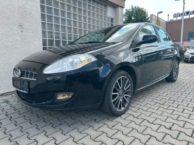 Gebraucht Fiat Bravo Dynamic 90 PS (66 kW) 2008 Schwarz Kleinwagen