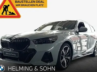 Neu BMW 540 Comfort Edition 340 PS (250 kW) 2026 Grau Kombi