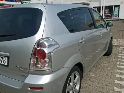 Gebraucht Toyota Corolla Verso 133 PS (97 kW) 2007 Grau Van / Kleinbus