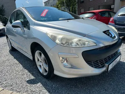 Gebraucht Peugeot 308 Sport 120 PS (88 kW) 2009 Silber Limousine