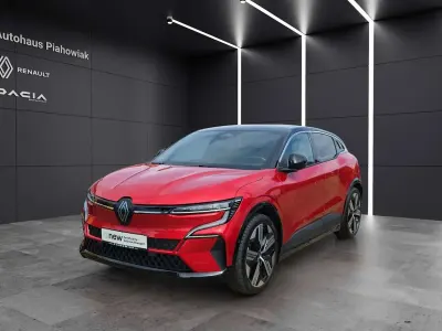 Gebraucht Renault Megane E-Tech Iconic 160 kW (218 PS) 2023 Rot Limousine