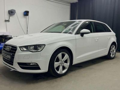 Gebraucht Audi A3 Sport 150 PS (110 kW) 2015 Weiß Limousine