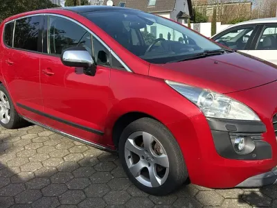 Gebraucht Peugeot 3008 109 PS (80 kW) 2010 Rot Kombi