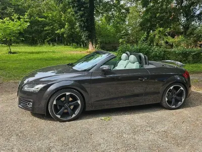 Gebraucht Audi TT Roadster Sport 160 PS (117 kW) 2014 Grau Cabrio