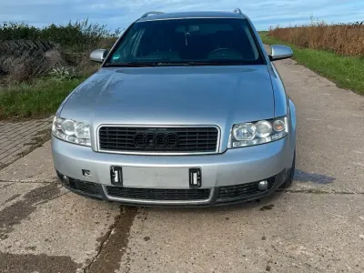 Gebraucht Audi A4 131 PS (96 kW) 2002 Silber Kombi