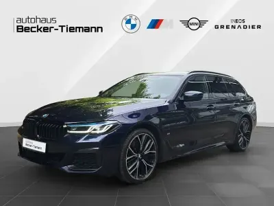 Gebraucht BMW 540 M Sport 340 PS (250 kW) 2023 Bmw individual tansanitblau Kombi