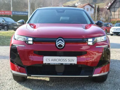 Neu Citroën C5 Aircross 136 PS (100 kW) 2026 Lackierung rot rubi SUV