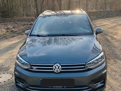 Gebraucht VW Touran R-line 150 PS (110 kW) 2019 Grau Van / Kleinbus