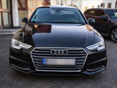 Schwarz Gebraucht 2019 Audi A4 Sport Kombi | 25.700 € (Fairer Preis)