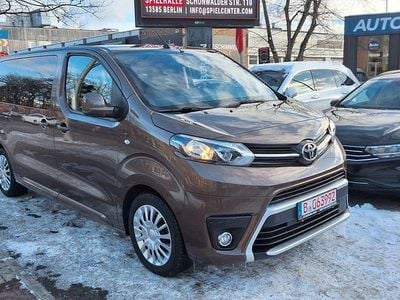 Gebraucht Toyota Proace Verso 177 PS (130 kW) 2024 Braun Kombi