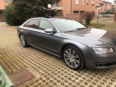 Audi A8L