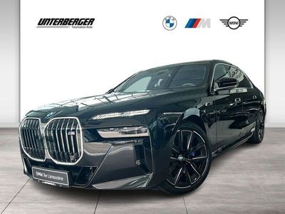 BMW M760e