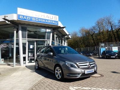 Gebraucht Mercedes B180 Sport 109 PS (80 kW) 2015 Grau Van / Kleinbus
