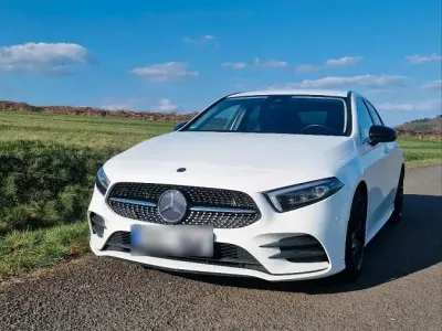 Gebraucht Mercedes A200 AMG 163 PS (119 kW) 2018 Weiß Limousine