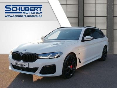 Gebraucht BMW 530e Sport Line 184 PS (135 kW) 2022 Alpinweiss iii Kombi