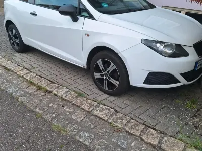 Gebraucht Seat Ibiza 69 PS (50 kW) 2009 Weiß Kleinwagen