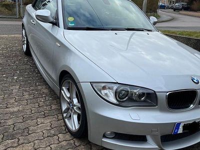 Silber Gebraucht 2011 BMW 118 Cabriolet M Sport Cabrio | 10.300 € (Fairer Preis)