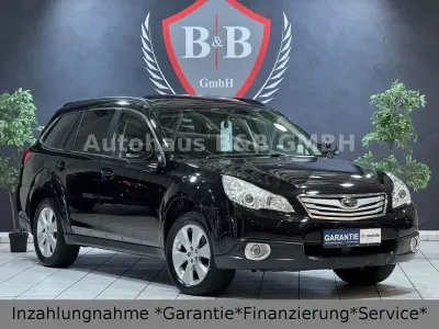 Gebraucht Subaru Outback 167 PS (122 kW) 2011 Schwarz Kombi