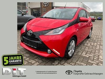 Usata Toyota Aygo X-wave 69 CV (50 kW) 2014 Rosso Utilitaria